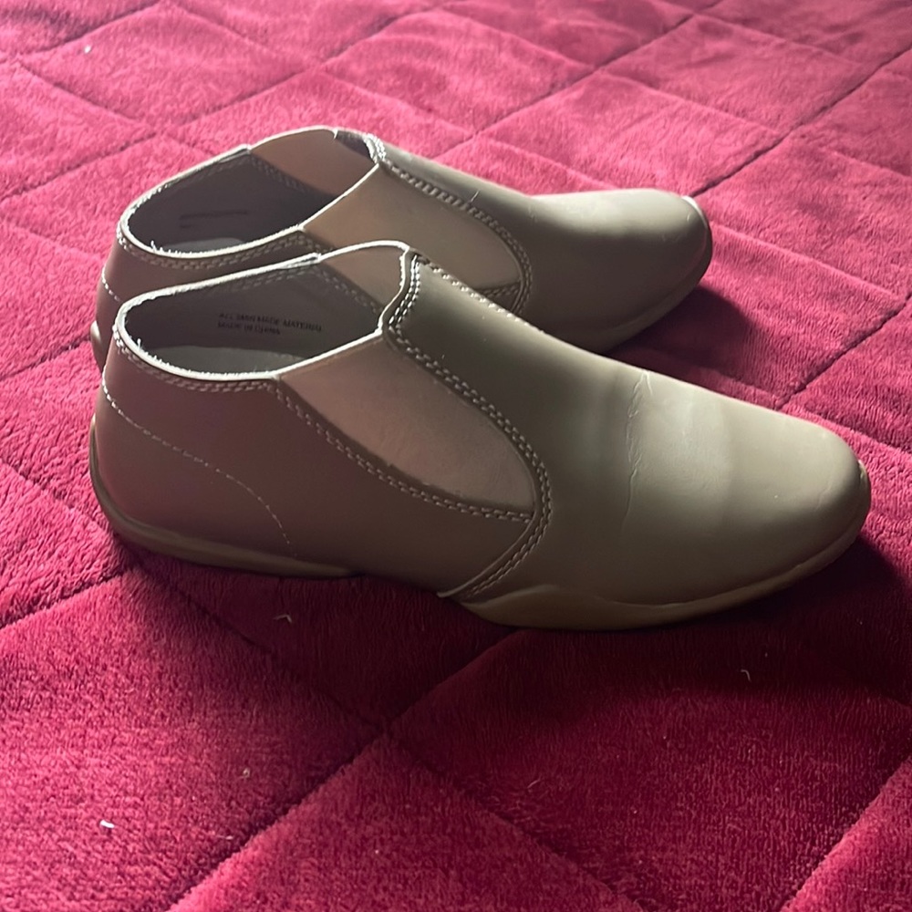 Tan Dance shoes